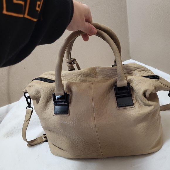 Vince Camuto Beige/ Black Leather Crossbody Bag - Picture 5 of 9